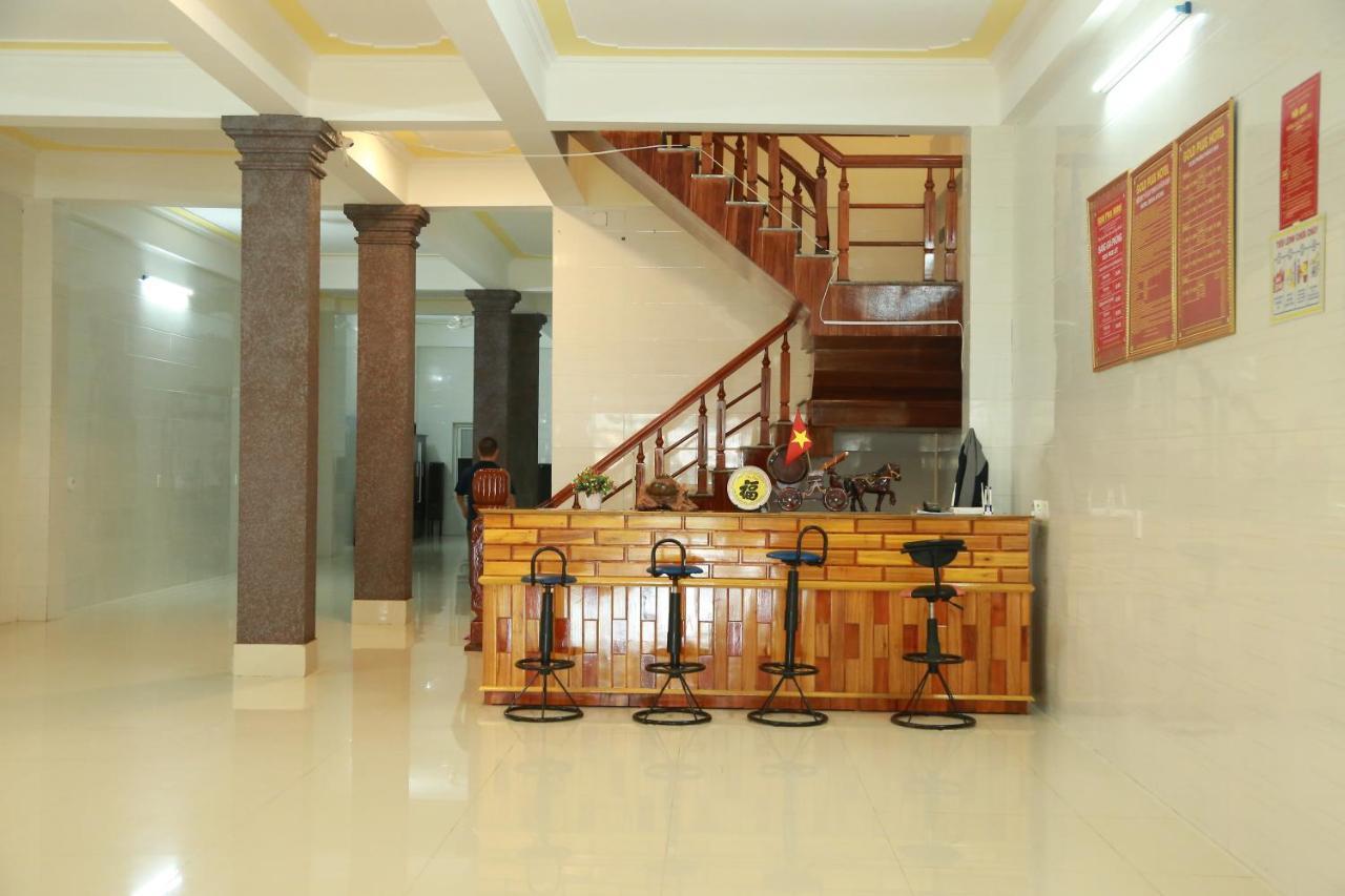 Gold Plus Hotel Фонг Нха Екстериор снимка
