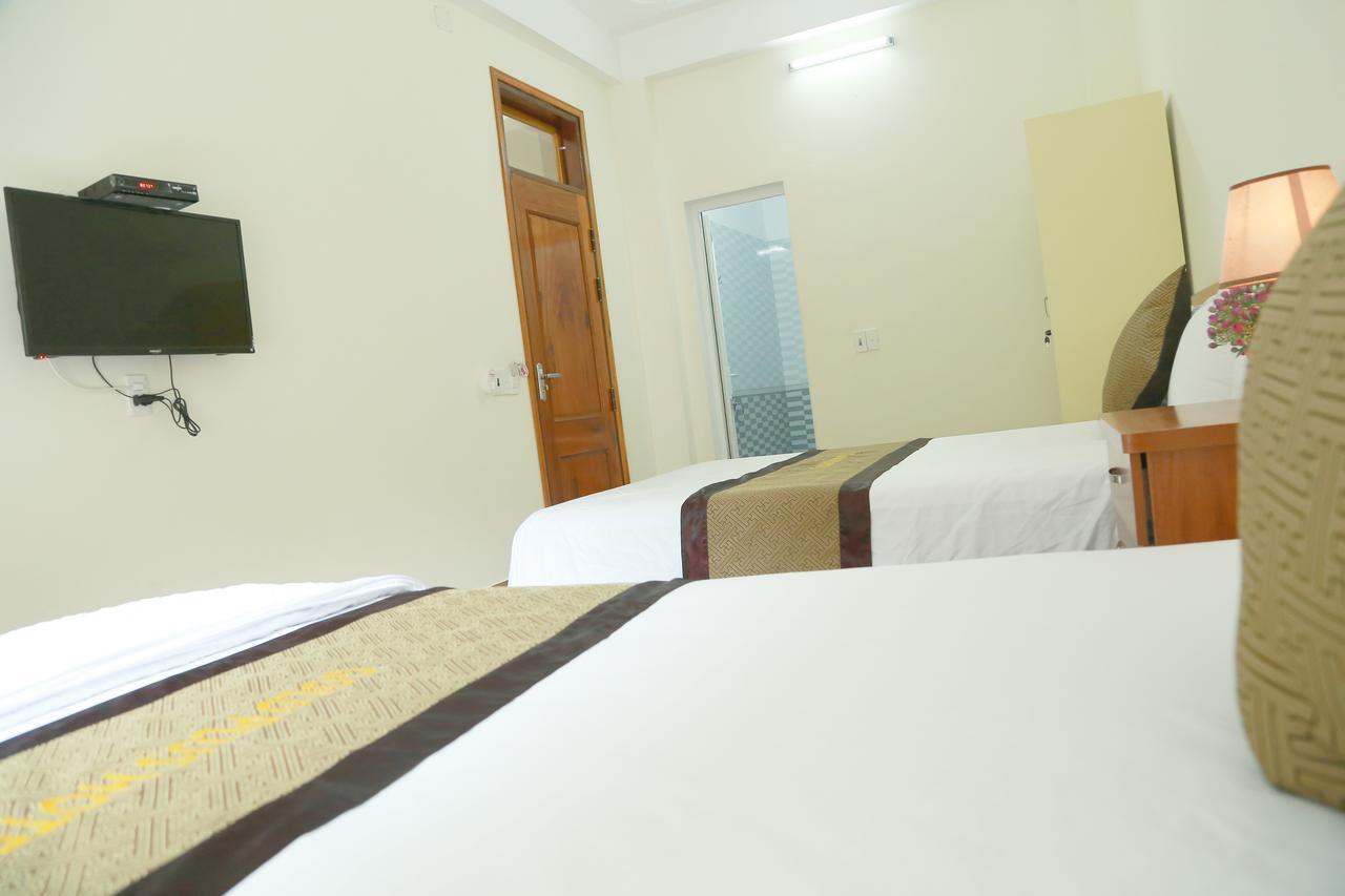 Gold Plus Hotel Фонг Нха Екстериор снимка